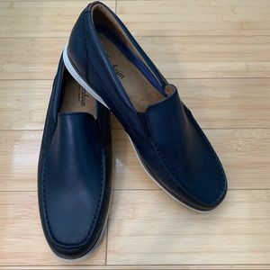 Men’s Navy Loafers Size 10.5M